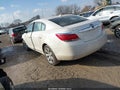 2011 Buick LaCrosse — photo 3 of 17 | VIN 1G4GC5ED3BF125973