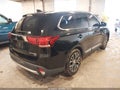 Photo 4 of 16 — 2017 Mitsubishi Outlander