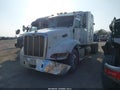 2009 Peterbilt 386 — photo 2 of 18 | VIN 1XPHDU9X69D774093