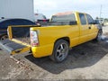 2000 Chevrolet Silverado 1500 — photo 4 of 11 | VIN 1GCEC19V8YZ275477