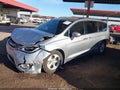 2017 Chrysler Pacifica — photo 2 of 15 | VIN 2C4RC1EG4HR520035