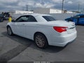 Photo 3 of 17 — 2012 Chrysler 200