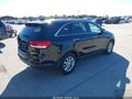 Photo 4 of 16 — 2017 Kia Sorento