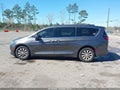 Photo 14 of 17 — 2017 Chrysler Pacifica