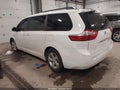 2017 Toyota Sienna — photo 3 of 16 | VIN 5TDKZ3DC4HS851554