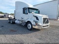 Photo 1 of 23 — 2011 Volvo VN