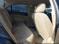Photo 8 of 11 — 2011 Ford Fusion