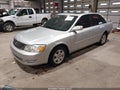 Photo 2 of 17 — 2002 Toyota Avalon