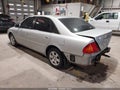 Photo 3 of 17 — 2002 Toyota Avalon