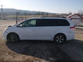 2011 Toyota Sienna — photo 14 of 16 | VIN 5TDKK3DC3BS106872