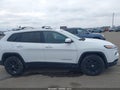 Photo 13 of 16 — 2015 Jeep Cherokee