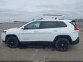 Photo 14 of 16 — 2015 Jeep Cherokee