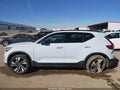 Photo 14 of 16 — 2025 Volvo XC40