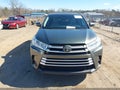 2017 Toyota Highlander — photo 12 of 16 | VIN 5TDBZRFH8HS423871