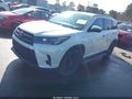 Photo 2 of 16 — 2019 Toyota Highlander