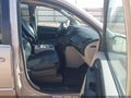 2016 Chrysler Town & Country — photo 5 of 19 | VIN 2C4RC1BG8GR281379