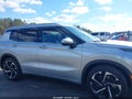 Photo 14 of 19 — 2022 Mitsubishi Outlander