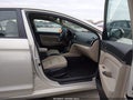 Photo 5 of 21 — 2017 Hyundai Elantra