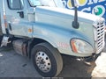 Photo 10 of 16 — 2016 Freightliner Cascadia 125