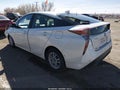 Photo 3 of 16 — 2017 Toyota Prius