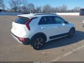 Photo 4 of 17 — 2025 Kia Niro