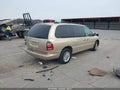 Photo 4 of 17 — 2000 Chrysler Town & Country