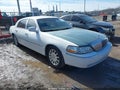 Photo 1 of 16 — 2007 Lincoln Town Car