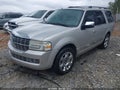 Photo 2 of 12 — 2007 Lincoln Navigator