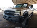 2005 Chevrolet Silverado 2500 — photo 2 of 15 | VIN 1GCHK23255F966015
