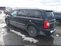 Photo 3 of 11 — 2014 Chrysler Town & Country