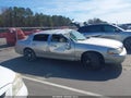 2010 Lincoln Town Car — photo 13 of 16 | VIN 2LNBL8CV9AX752977