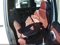 1998 Chevrolet Suburban 1500 — photo 8 of 16 | VIN 3GNEC16R7WG104957