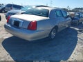 2002 Lincoln Town Car — photo 4 of 12 | VIN 1LNHM82W02Y662541