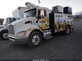 2013 Kenworth Construction — photo 2 of 17 | VIN 2NKHHN7X1DM366648