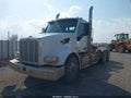2015 Peterbilt 567 — photo 2 of 14 | VIN 1XPCDP9X9FD288210