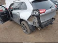 Photo 18 of 19 — 2016 Jeep Cherokee