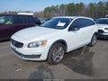 Photo 2 of 16 — 2018 Volvo V60 Cross Country