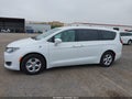2018 Chrysler Pacifica — photo 16 of 18 | VIN 2C4RC1H79JR332953