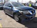 Photo 1 of 18 — 2015 Nissan Pathfinder