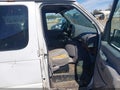 Photo 5 of 13 — 1999 Ford E-350