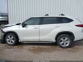 Photo 15 of 17 — 2021 Toyota Highlander