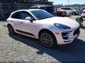 Photo 1 of 16 — 2018 Porsche Macan