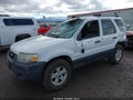 2005 Ford Escape — photo 2 of 15 | VIN 1FMYU93125KE47209