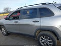 Photo 14 of 16 — 2016 Jeep Cherokee