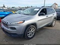 Photo 2 of 16 — 2016 Jeep Cherokee