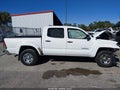 Photo 13 of 16 — 2015 Toyota Tacoma
