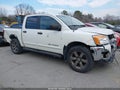 Photo 13 of 16 — 2015 Nissan Titan
