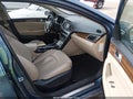 2016 Hyundai Sonata Hybrid — photo 5 of 13 | VIN KMHE34L14GA016940