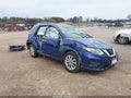 Photo 1 of 11 — 2017 Nissan Rogue