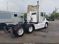 2002 Freightliner Conventional — photo 4 of 16 | VIN 1FUJBBA882PJ88235